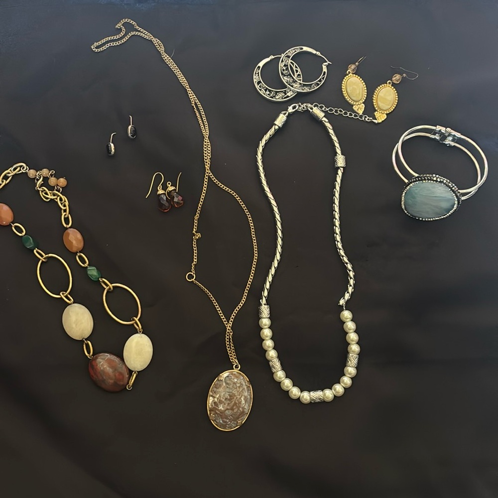 Work Day Women jewlery bundle